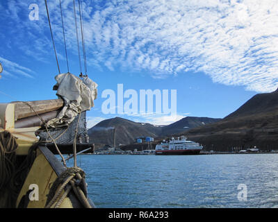 Port de Longyearbyen, Svalbard Banque D'Images