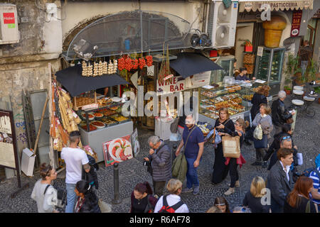 Scène de rue, Via dei Tribunali, Naples, Italie, Strassenszene, Napoli, Italie Banque D'Images