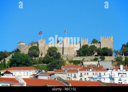 Le Château Sao Jorge et de la région de Castelo et Mouraria, Lisbonne, Portugal Banque D'Images