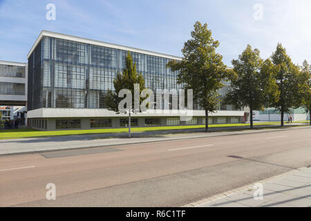 Bâtiment principal du Musée du Bauhaus à Dessau Banque D'Images