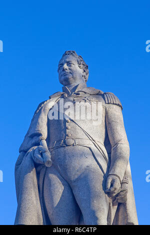 Londres, Greenwich. La statue de granit de William IV sur King William Walk à Greenwich Park. Anciennement dans King William Street dans la City de Londres. Banque D'Images