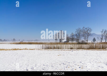 Siège élevé dans un paysage d'hiver Banque D'Images