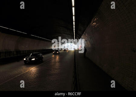 Vieux tunnel de Ribeira, à Porto, Portugal Banque D'Images