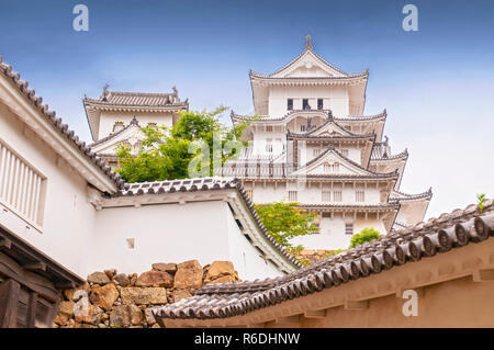 Château de Himeji, aussi appelé le château du héron blanc, le Japon c'est un site du patrimoine mondial de l'UNESCO au Japon Banque D'Images