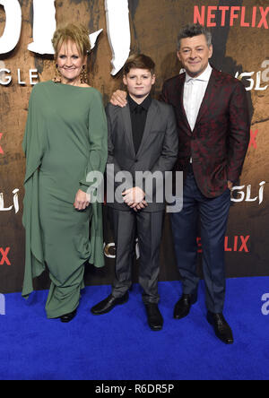 La photo doit être crédité ©Presse Alpha 079965 04/12/2018 Lorraine Ashbourne Ashbourne Louis Serkis Andy Serkis Légende de la Jungle Mowgli Projection spéciale au Curzon Mayfair London Banque D'Images