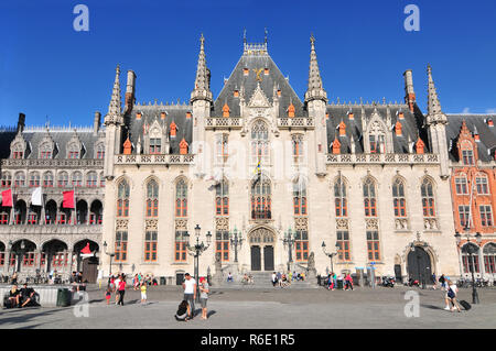 Cour Provinciale (Provinciaal Hof) dans la vieille ville de Bruges Belgique Banque D'Images