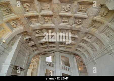 Intérieur du Château de Chambord Château Royal français médiéval de Loire France Europe Site du patrimoine de l'Unesco Banque D'Images