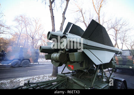 Bucarest, Roumanie - décembre 1, 2018 : HAWK missile sol-air (SAM) au niveau de la parade militaire de la fête nationale roumaine Banque D'Images