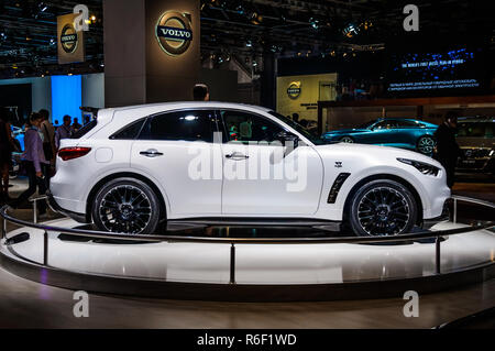 Moscou, Russie - 19 août 2012 : Infiniti QX70 présenté comme une première mondiale à la 16e SIAM (Moscow International Automobile Salon) le 30 août 2012 à Mo Banque D'Images