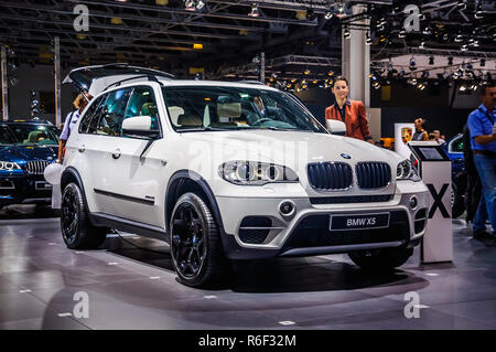 Moscou, Russie - 19 août 2012 : BMW X5 E70 présentée comme une première mondiale à la 16e SIAM (Moscow International Automobile Salon) le 30 août 2012 à Mosco Banque D'Images