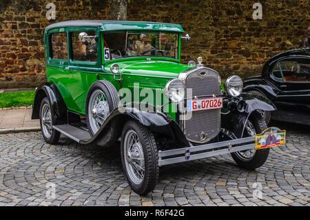 FULDA, ALLEMAGNE - Mai 2013 : Ford Modèle A un modèle de voiture rétro coupé le 9 mai 2013 à Fulda, Allemagne Banque D'Images