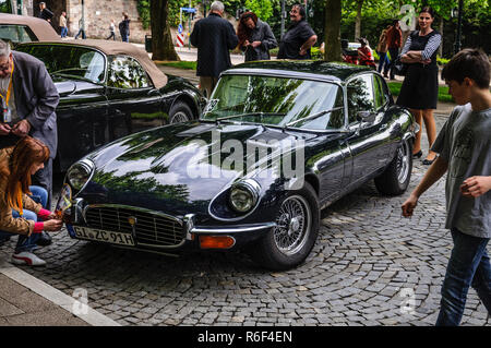 FULDA, ALLEMAGNE - Mai 2013 : Jaguar E-Type voiture rétro coupé le 9 mai 2013 à Fulda, Allemagne Banque D'Images