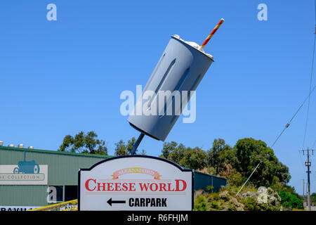 Le grand monde du fromage au lait frappé, Allansford près de Warrnambool, Victoria, Australie Banque D'Images
