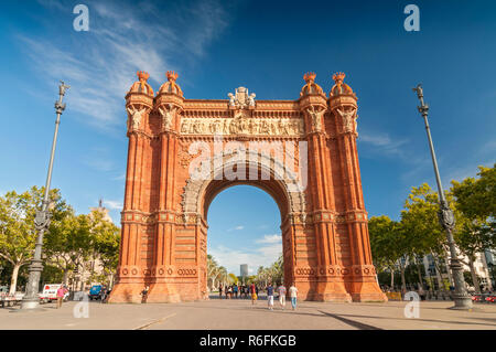 Arc de Triomf, Lluis Companys, promenade et le parc à Barcelone, Espagne Banque D'Images