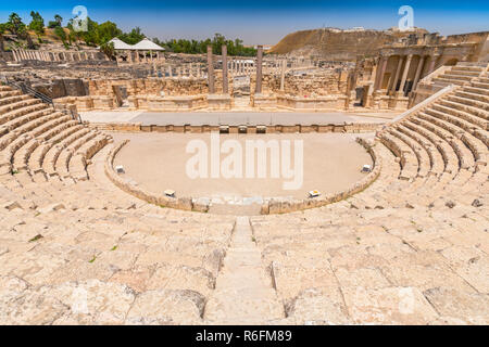 Théâtre romain à Beit She'An Scythopolis également dans la vallée du Jourdain, quartier Nord, Israël Banque D'Images