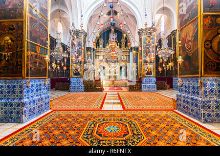 L'intérieur de la cathédrale orthodoxe arménienne de St James, dans la vieille ville de Jérusalem, Israël Banque D'Images