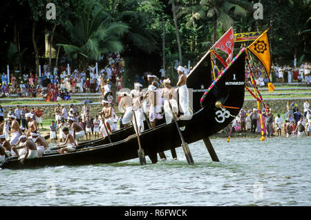 Nehru Boat Race Festivals, l'ONAM Snake Boat Race, pour jalostavam Temple Subramanya haripad, Kerala, Inde Banque D'Images