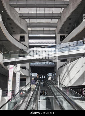 Atrium de la bibliothèque de Black Diamond (Den Sorte Diamant), Slotsholmen, Copenhague, Danemark, Scandinavie Banque D'Images