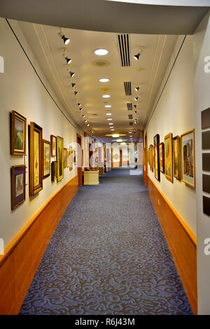 À l'intérieur de couloir de l'art, le 7e étage de la bibliothèque publique de Denver Downtown Denver, Colorado, USA Banque D'Images