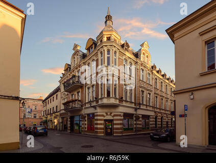 Vintage House sur la rue dans la vieille ville de Gliwice, Pologne, l'Europe. Banque D'Images