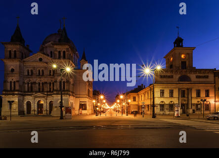 La place de la liberté et de la rue Piotrkowska à Lodz, Pologne, Europe Banque D'Images