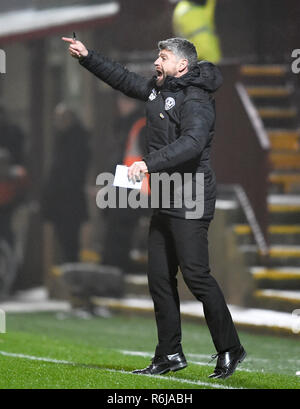 Gestionnaire de Motherwell Stephen Robinson sur la ligne de touche pendant le match de championnat écossais de Ladbrokes Fir Park, Motherwell. Banque D'Images