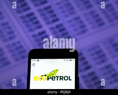 Kiev, Ukraine. 5 déc, 2018. Logo de l'entreprise Ecopetrol vu affichée sur téléphone intelligent. Crédit : Igor Golovniov SOPA/Images/ZUMA/Alamy Fil Live News Banque D'Images