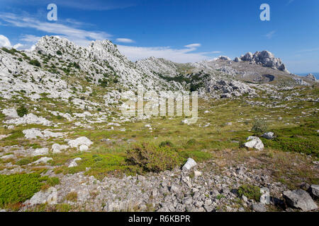 Tulove grede rochers sur la montagne du Velebit, Croatie Banque D'Images