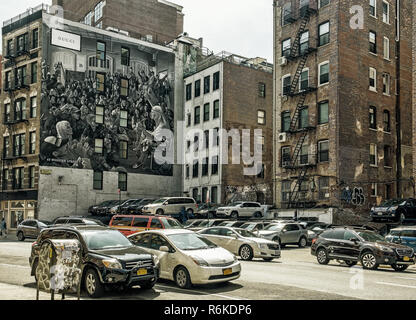 New York City, États-Unis, mai 2018, panneau d'affichage sur un bâtiment à côté de Lafayette Street à Manhattan Banque D'Images