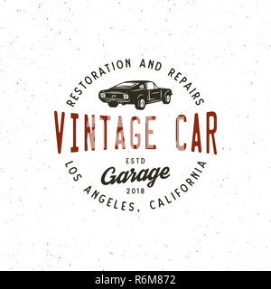 Vintage muscle car garage logo. vector illustration Banque D'Images