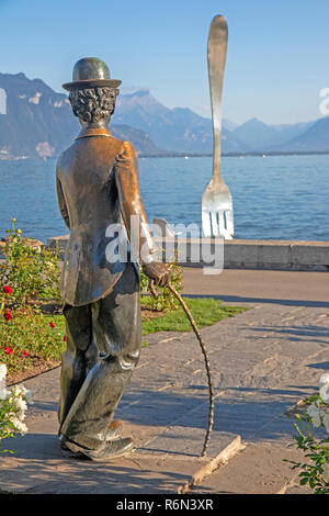 Charlie Chaplin statue sur les rives du lac Léman à Vevey Banque D'Images