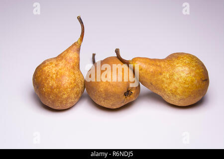 Poire juteuse golden Kaiser, snack Banque D'Images