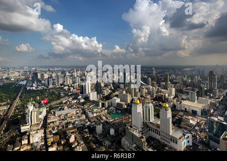 Vue de la ville de la tour Baiyoke, Pratunam Mall, grand centre commercial d'Asie, Bangkok, Thaïlande Banque D'Images