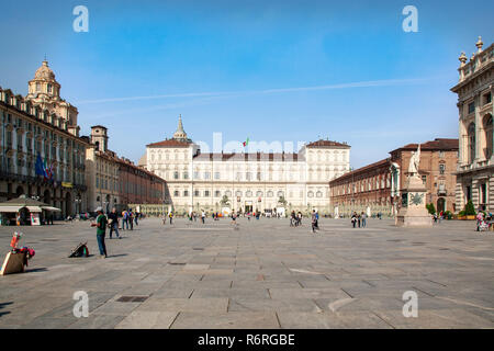 À Turin - Italie - avril 2016 - Piazza Castello, belle place. Banque D'Images