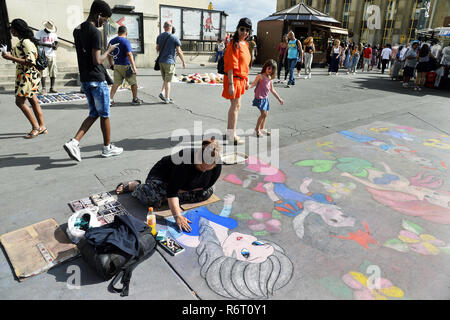 Artiste de rue - Place du Trocadéro - Paris - France Banque D'Images