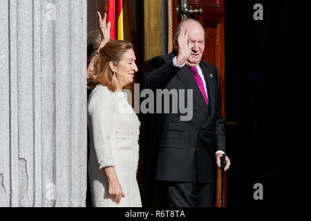 L'ancien Roi Juan Carlos I d'Espagne et le pasteur Anna sont vus au cours de la 40e anniversaire de la Constitution espagnole à Congreso de los Diputados de Madrid. Banque D'Images