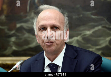 Foto Fabio Cimaglia / LaPresse 06-12-2018 Roma Politica Camera dei Deputati. Conferenza stampa della Lega Nella foto Marco Bussetti Photo Fabio Cimaglia / LaPresse 06-12-2018 Roma (Italie) Politique Chambre des députés. Conférence de presse de jambe dans le pic Marco Bussetti Banque D'Images