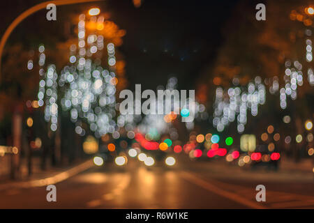 Ville la nuit. Bokeh Abstract city lights background Banque D'Images