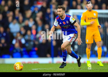 3 novembre 2018, Portman Road, Ipswich, Angleterre ; Sky Bet Championship Preston North End ; Gwion Edwards avec la balle. Credit : Georgie Kerr/Nouvelles Images, la Ligue de Football anglaise images sont soumis à licence DataCo Banque D'Images