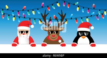 Cool Santa reindeer et penguin cartoon avec des lunettes de soleil et des guirlandes lumineuses de Noël illustration vecteur EPS10 Illustration de Vecteur