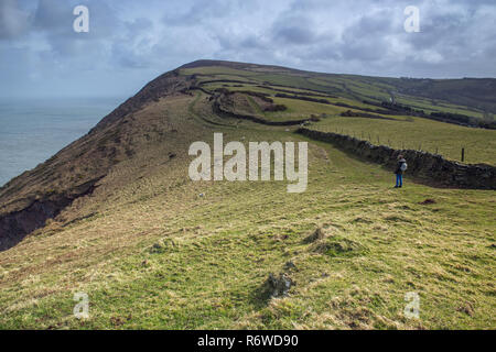 Les belles collines d'Exmoor robuste et sur la côte nord du Devon de l'Angleterre. Banque D'Images