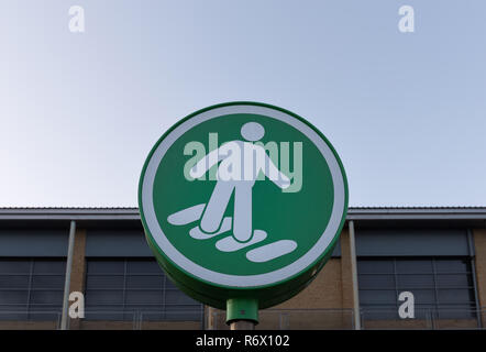 Passage pour piétons ronde signe, signe de concordance Banque D'Images