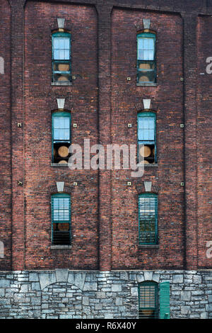 Entrepôt de vieillissement Bourbon à la distillerie de Buffalo Trace, Frankfort, Kentucky Banque D'Images