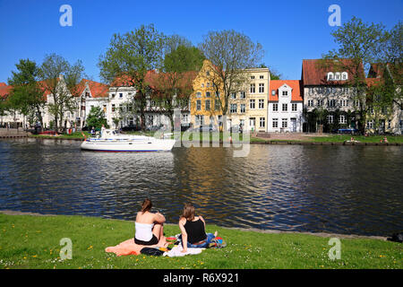 Vue sur rivière Obertrave, Lübeck, Lübeck, Schleswig-Holstein, Allemagne, Europe Banque D'Images