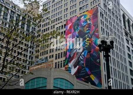 Muddy Waters, est un auteur-compositeur-interprète et musicien qui est souvent cité comme le "père du Chicago blues moderne'. Peinture murale sur la State Street, Banque D'Images