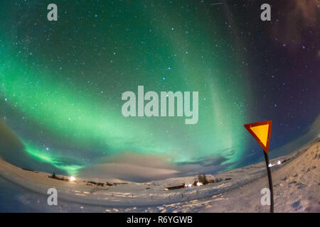 Aurora Borealis ou mieux connu sous le nom de la lumière du nord au cercle d'or, de l'Islande Banque D'Images