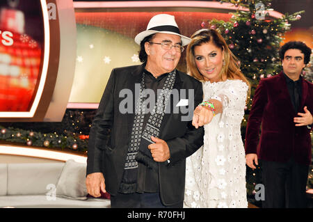 Munich, Allemagne. Le 05 mai 2018. Al Bano et Romina Power à la ZDF TV gala don 'la plus belle' Weihaftertshits en direct de l'Oceanis Studios Geiselgasteig. Munich, 05.12.2018 | Conditions de crédit dans le monde entier : dpa/Alamy Live News Banque D'Images