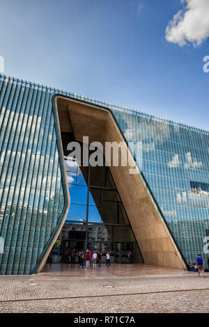 Pologne, Varsovie, façade en verre contemporain, l'architecture moderne de la POLIN Musée de l'histoire des Juifs polonais Banque D'Images