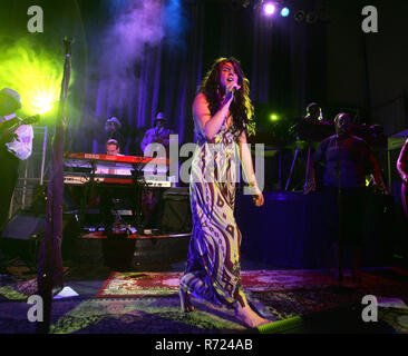 Joss Stone se produit en concert à Club Revolution, à Ft. Lauderdale en Floride le 15 juin 2007. Banque D'Images