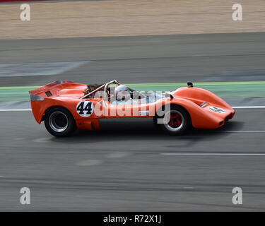 Anthony Taylor, McLaren M6B, Can-Am 50 Défi Interserie, Silverstone Classic 2016, Chris McEvoy, cjm-photographie, les voitures de course classique historique, ra Banque D'Images